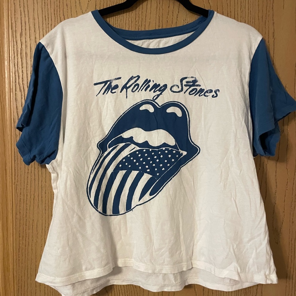 American Eagle Rolling Stones cropped tee